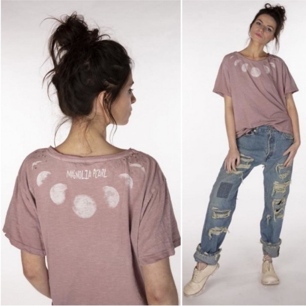 Magnolia Pearl Dusty Rose Graphic Short Sleeve Tee